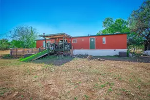 2525 Hugo Rd, San Marcos, TX 78666 - Photo 26