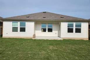 302 Sebring Cir, Hutto, TX 78634 - Photo 8