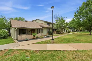 5011 Fort Clark Dr, Austin, TX 78745 - Photo 2