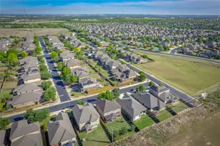 1015 Grande Mesa Dr, Georgetown, TX 78626 - Photo 34