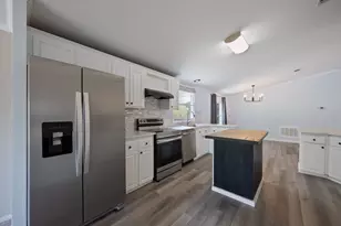 140 Creedmore Dr, Liberty Hill, TX 78642 - Photo 12