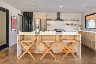 510 Thousand Oaks Drive, Cedar Creek, TX 78612 - Photo 6