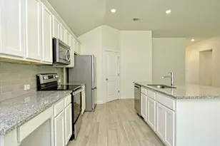 10620 W Lakeview Dr, Jonestown, TX 78645 - Photo 12