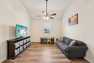 333 Founders Ridge, Dripping Springs, TX 78620 - Photo 4