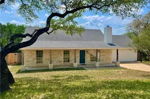 104 Cowal Dr S, Briarcliff, TX 78669 - Photo 1