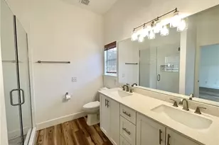 104 Cowal Dr S, Briarcliff, TX 78669 - Photo 8