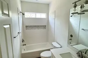 104 Cowal Dr S, Briarcliff, TX 78669 - Photo 12