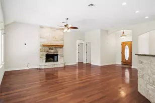 103 Kamaiki Dr, Bastrop, TX 78602 - Photo 14