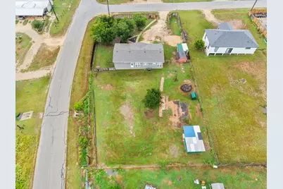 224 Las Estancias Drive, Cedar Creek, TX 78612 - Photo 28