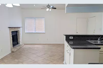 1013 Chestnut Street #C2, San Marcos, TX 78666 - Photo 6