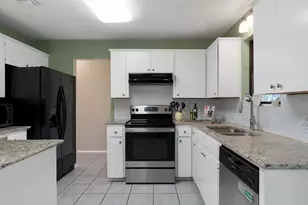 500 Grand Prairie Cir, Dripping Springs, TX 78620 - Photo 14