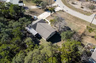 500 Grand Prairie Cir, Dripping Springs, TX 78620 - Photo 36