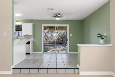 500 Grand Prairie Circle, Dripping Springs, TX 78620 - Photo 10