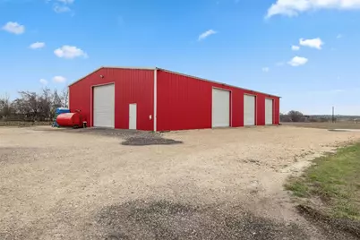 1800 County Road 305, Jarrell, TX 76537 - Photo 36