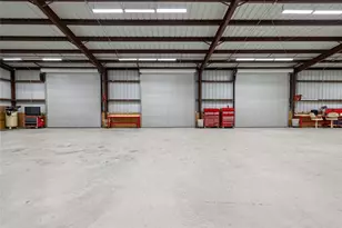 1800 County Rd 305, Jarrell, TX 76537 - Photo 38