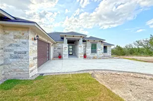 25012 Montana Creek Crossing, Marble Falls, TX 78654 - Photo 2