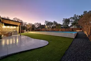 131 Eaton Ln, Austin, TX 78737 - Photo 34