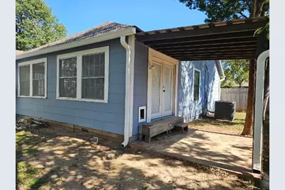 406 Lexington Road, Elgin, TX 78621 - Photo 12
