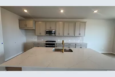 174 Ranier Way, Dripping Springs, TX 78620 - Photo 10