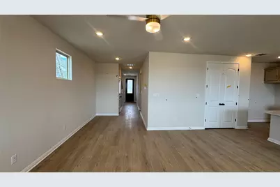 174 Ranier Way, Dripping Springs, TX 78620 - Photo 4