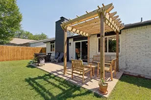 2404 Bending Trail, Austin, TX 78744 - Photo 22