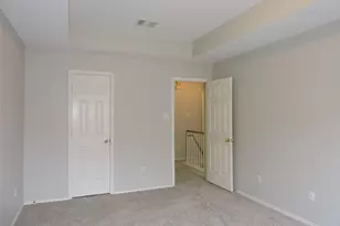 9201 Brodie Ln, Austin, TX 78748 - Photo 20
