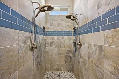 2702 Cumberland Cove, Lago Vista, TX 78645 - Photo 24