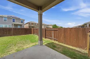 225 Danablu Dr, Hutto, TX 78634 - Photo 36