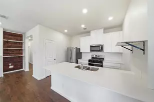 225 Danablu Dr, Hutto, TX 78634 - Photo 18