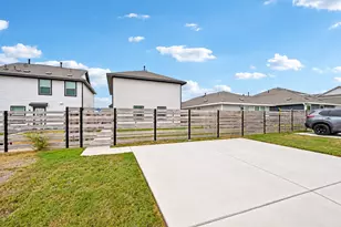 321 Keefer, Kyle, TX 78640 - Photo 24