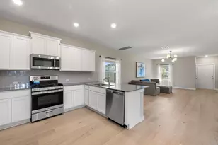440 Wolf Springs Rd, Georgetown, TX 78628 - Photo 12
