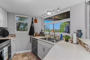 2500 Burleson Rd, Austin, TX 78741 - Photo 8