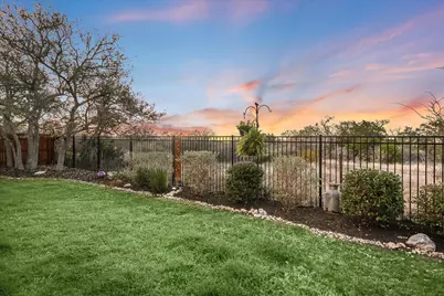 508 Peakside Circle, Dripping Springs, TX 78620 - Photo 28