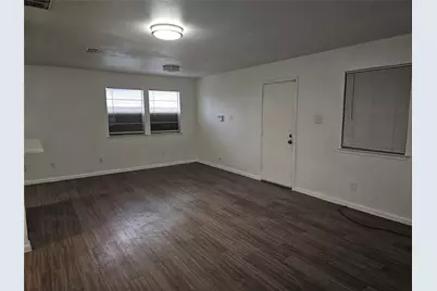 7300 Bennett Avenue #B, Austin, TX 78752 - Photo 2