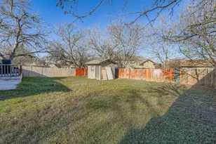7004 E Meadow Bend Dr, Austin, TX 78724 - Photo 24