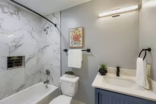 7004 E Meadow Bend Dr, Austin, TX 78724 - Photo 20