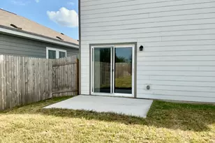 203 Stonebrook Dr, Hutto, TX 78634 - Photo 26