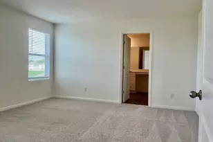 203 Stonebrook Dr, Hutto, TX 78634 - Photo 14