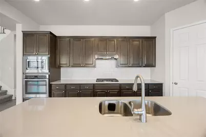 7102 Cut Plains Trail, Austin, TX 78726 - Photo 14