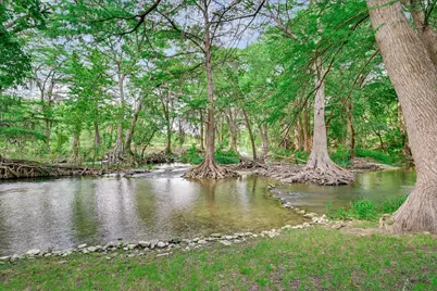 1220 Sleepy Hollow Ln Lane, New Braunfels, TX 78130 - Photo 26