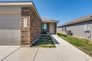 3326 Noir Ln Ln, New Braunfels, TX 78130 - Photo 4