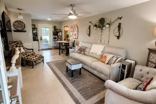 502 E Ash Dr, Johnson City, TX 78636 - Photo 2