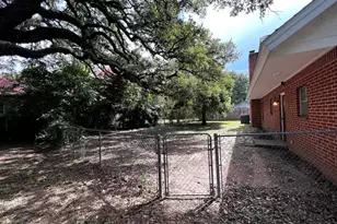 235 W Lower Line St, La Grange, TX 78945 - Photo 20