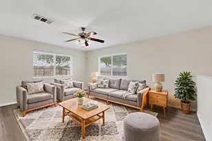 219 Lidell St, Hutto, TX 78634 - Photo 2