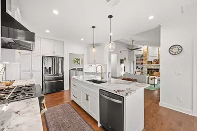 1528 Ben Crenshaw Way, Austin, TX 78746 - Photo 4