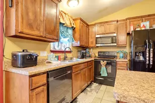 2465 Co Rd 314, Rockdale, TX 76567 - Photo 2