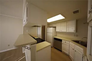 1510 W N Loop Blvd, Austin, TX 78756 - Photo 8