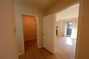 1510 W N Loop Blvd, Austin, TX 78756 - Photo 10