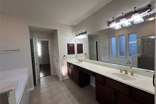 2745 Lake Forest Dr, Round Rock, TX 78665 - Photo 10