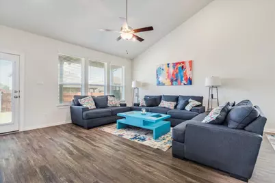 279 Beechnut Drive, Buda, TX 78610 - Photo 12